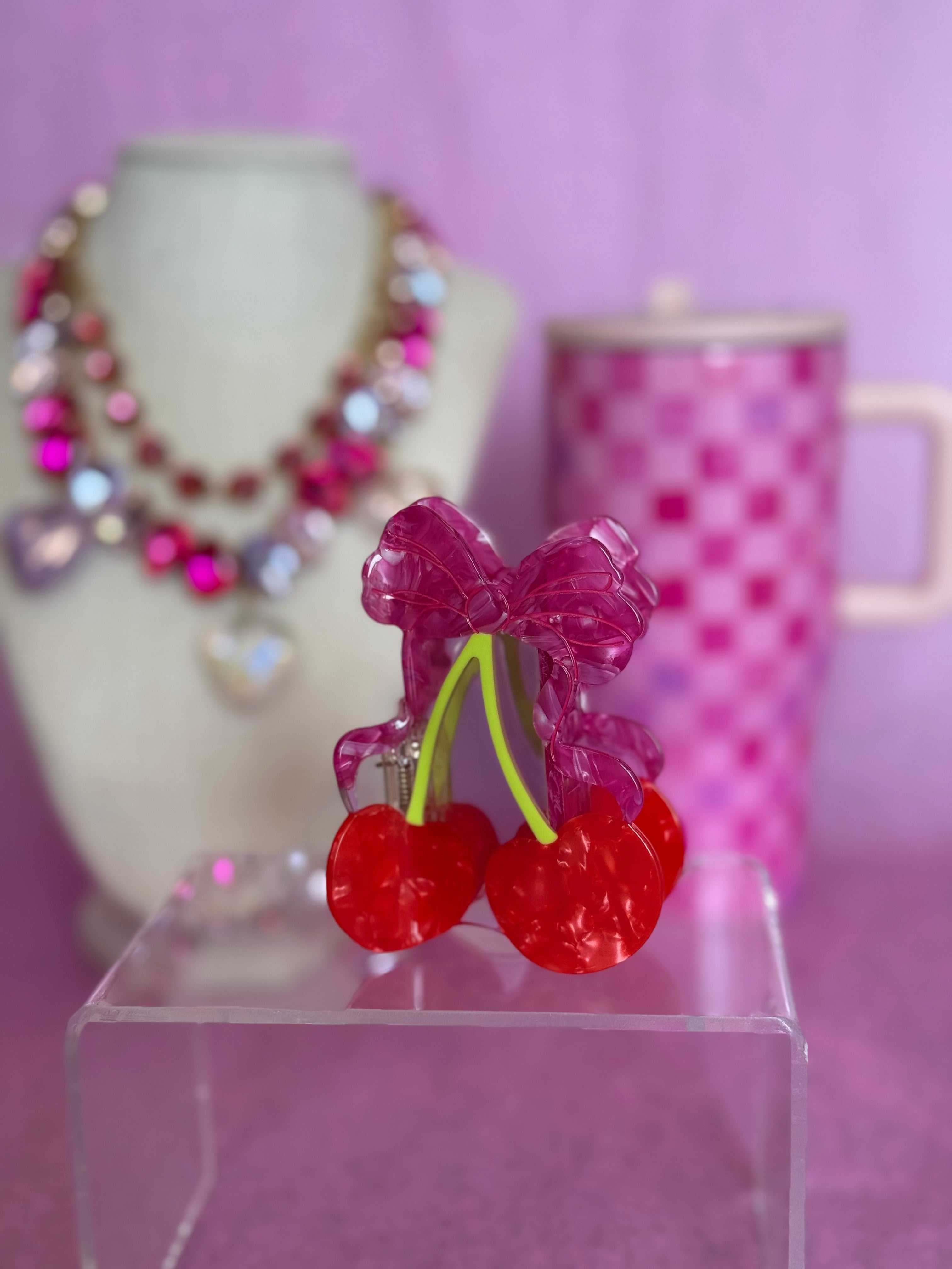 Cherry Clip