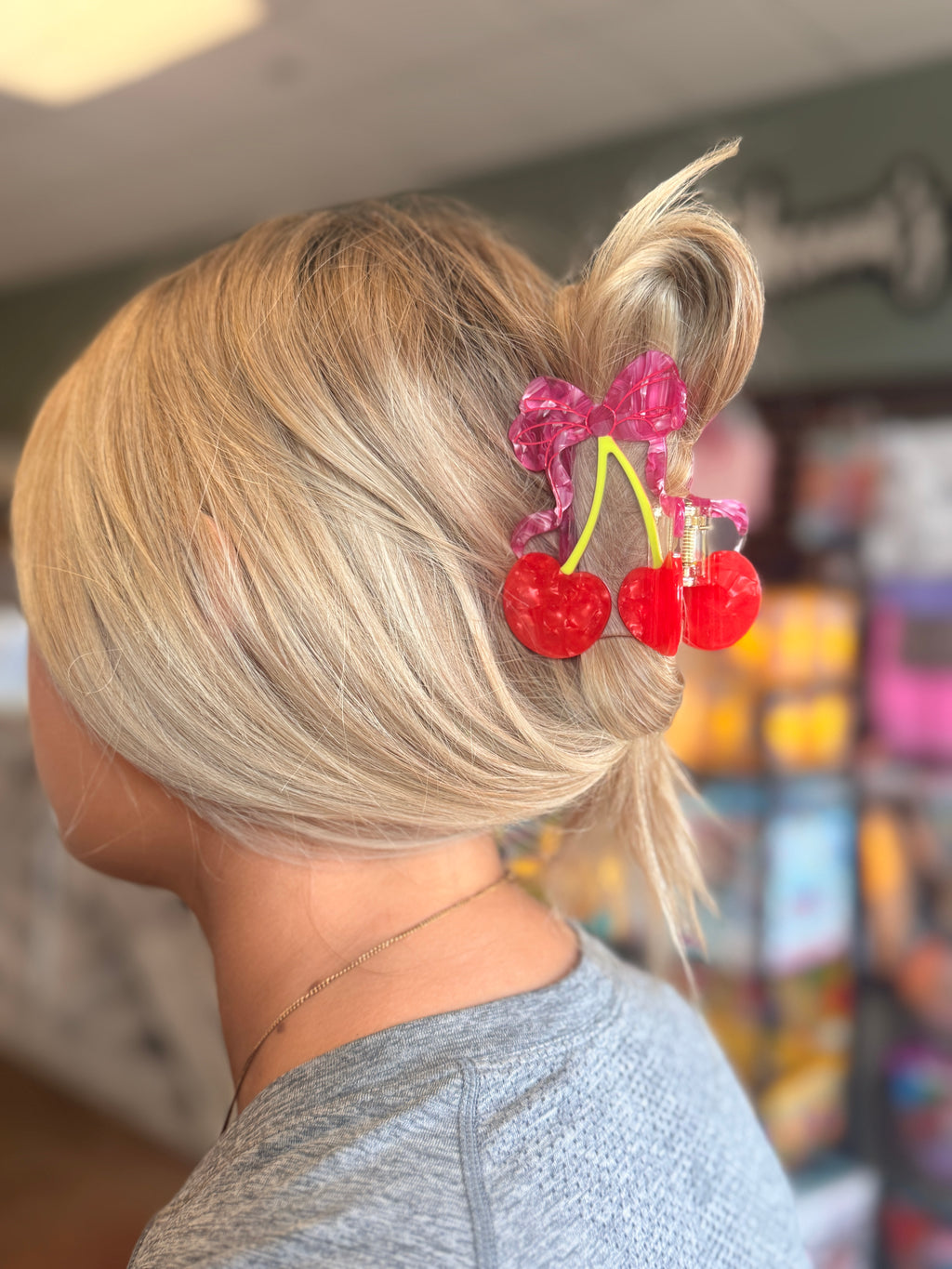 Cherry Clip